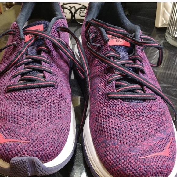 Hoka One One Shoes Clifton 3 As Seen On Britney Spears Poshmark Hoka One One Shoes Clifton 3 As Seen On Britney Spears Poshmark